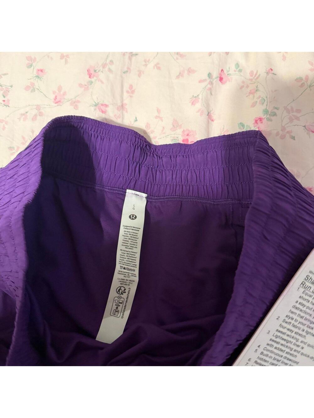Lululemon Athletica Shake it Out High Rise Shorts [COPY] - Picture 4 of 4